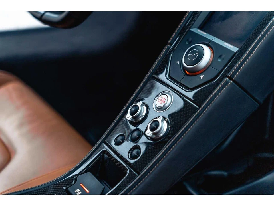 2012 McLaren MP4-12C - Image 13 of 31
