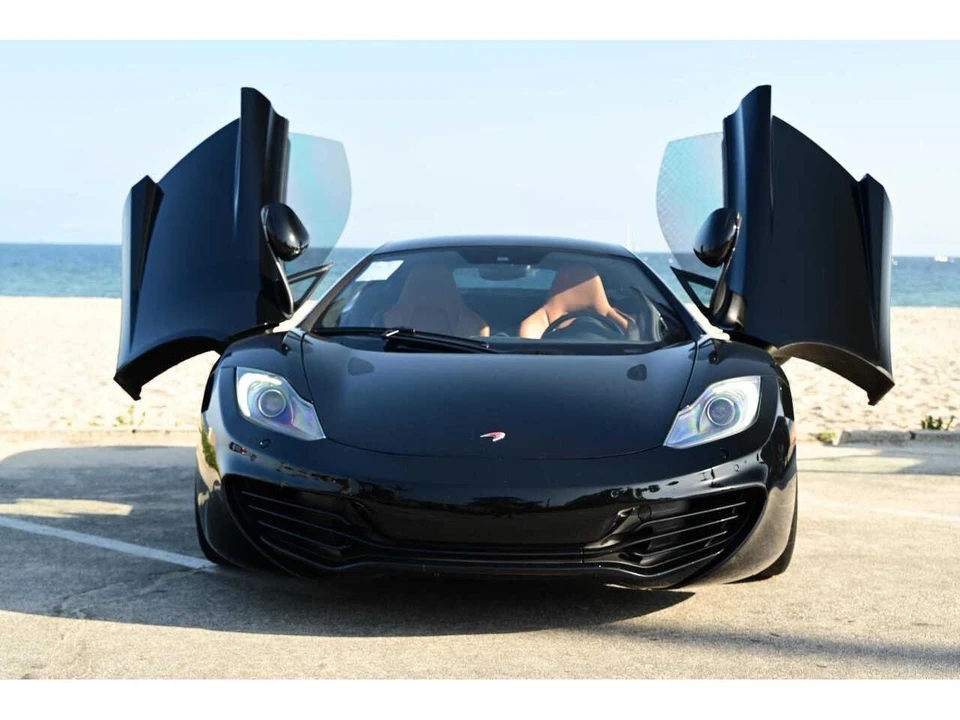 2012 McLaren MP4-12C - Image 16 of 31