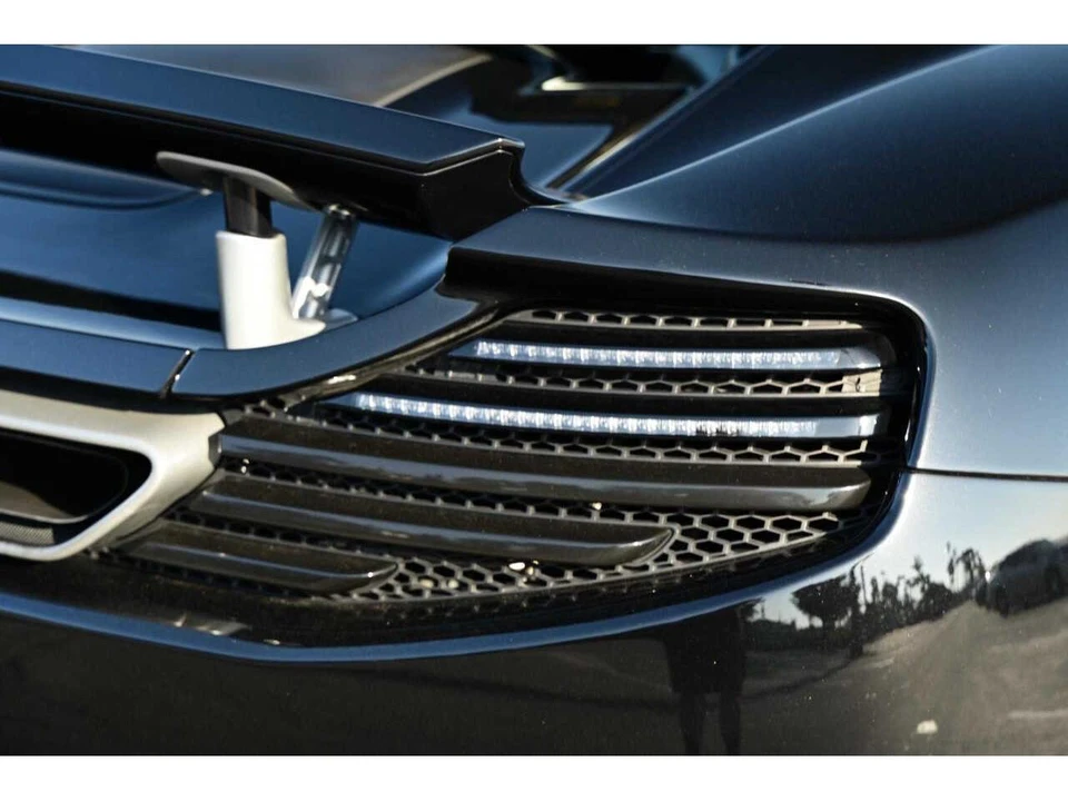 2012 McLaren MP4-12C - Image 22 of 31