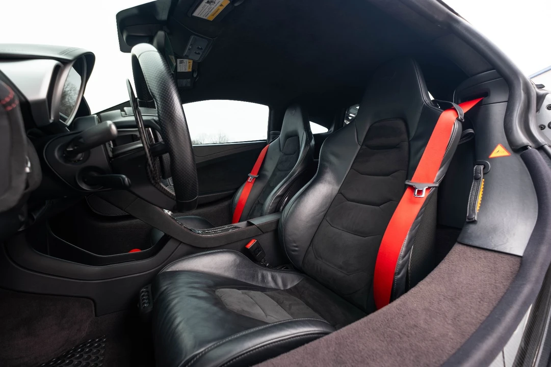 2012 McLaren MP4-12C - Image 14 of 21