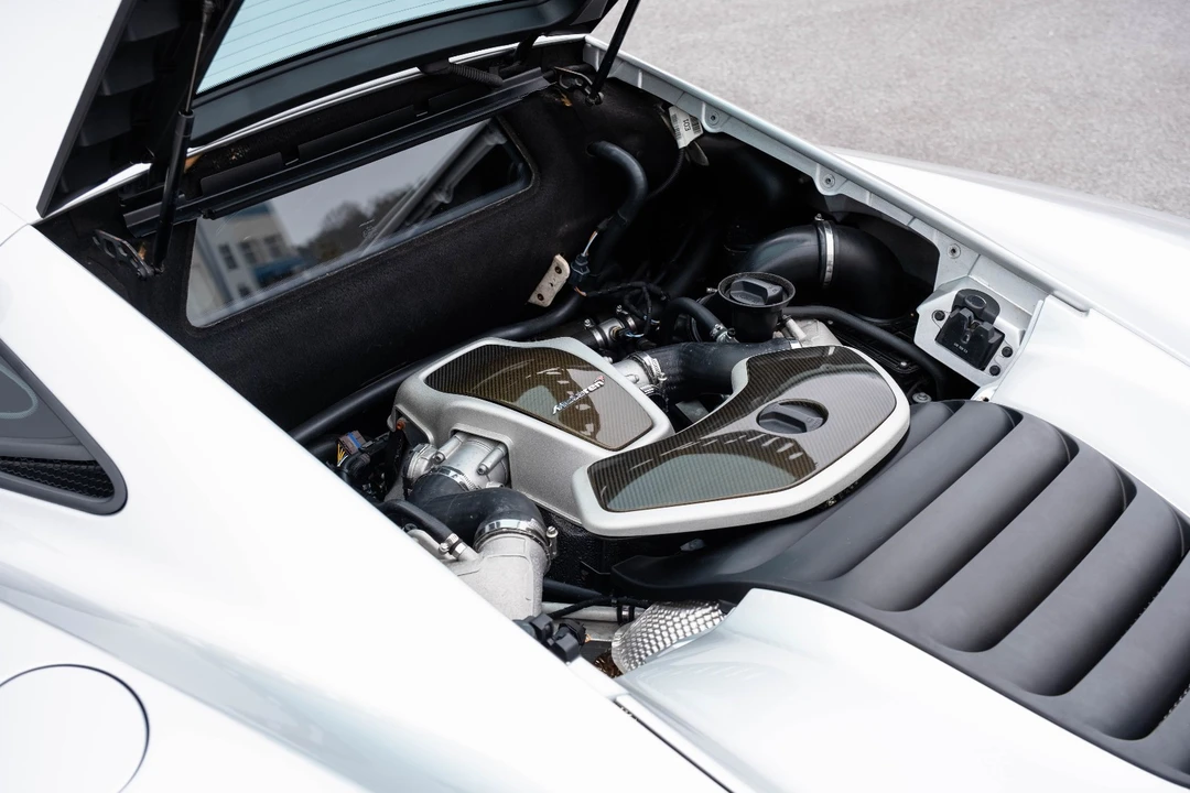 2012 McLaren MP4-12C - Image 10 of 21