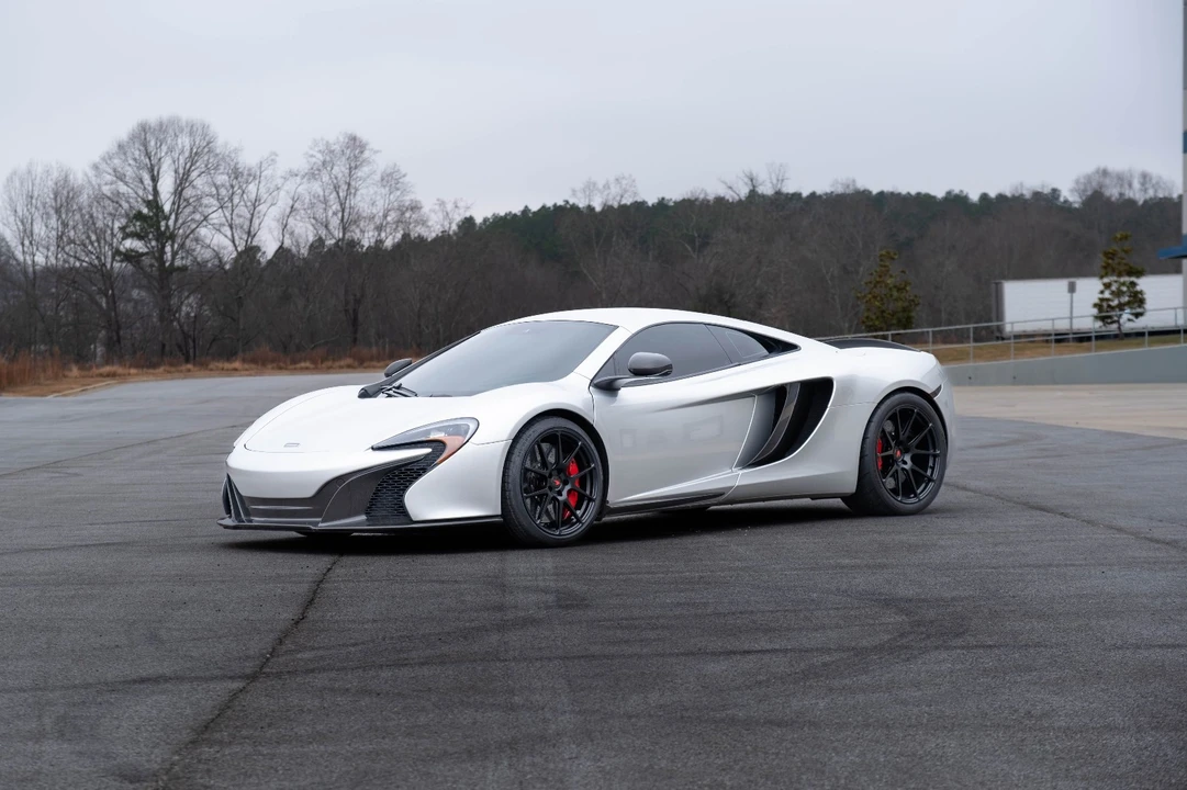 2012 McLaren MP4-12C - Image 7 of 21