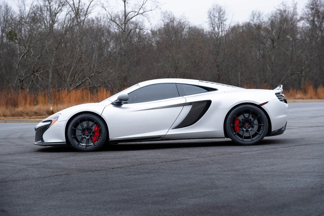 2012 McLaren MP4-12C - Image 6 of 21