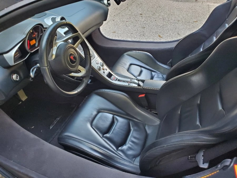 2012 McLaren MP4-12C - Image 12 of 23