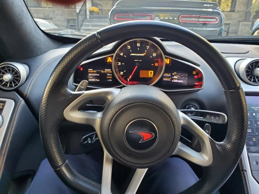 2012 McLaren MP4-12C - Image 13 of 23