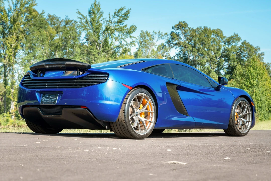 2012 McLaren MP4-12C - Image 10 of 31