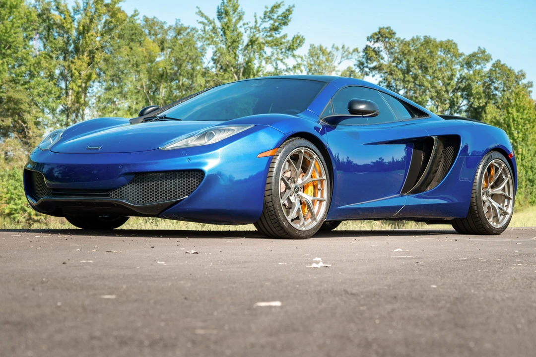 2012 McLaren MP4-12C - Image 12 of 31