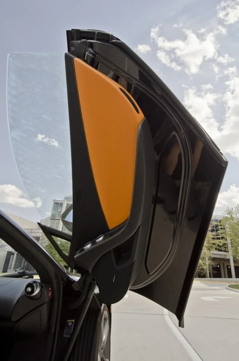 2012 McLaren MP4-12C - Image 7 of 12