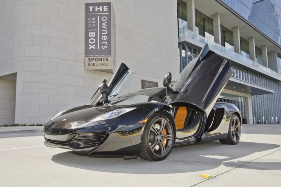 2012 McLaren MP4-12C - Image 10 of 12