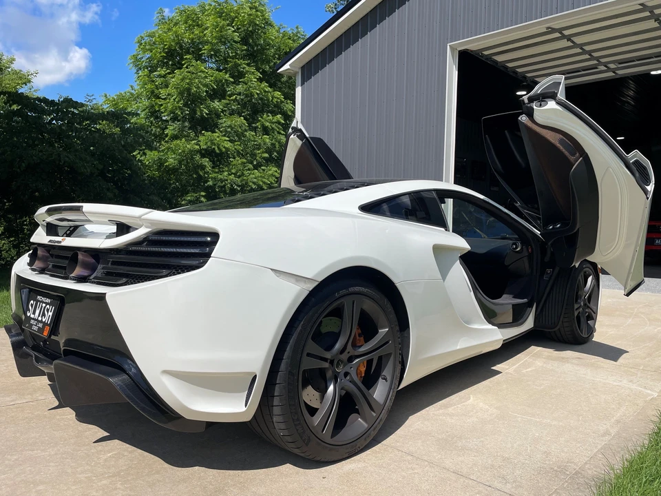 2012 McLaren MP4-12C - Image 18 of 31