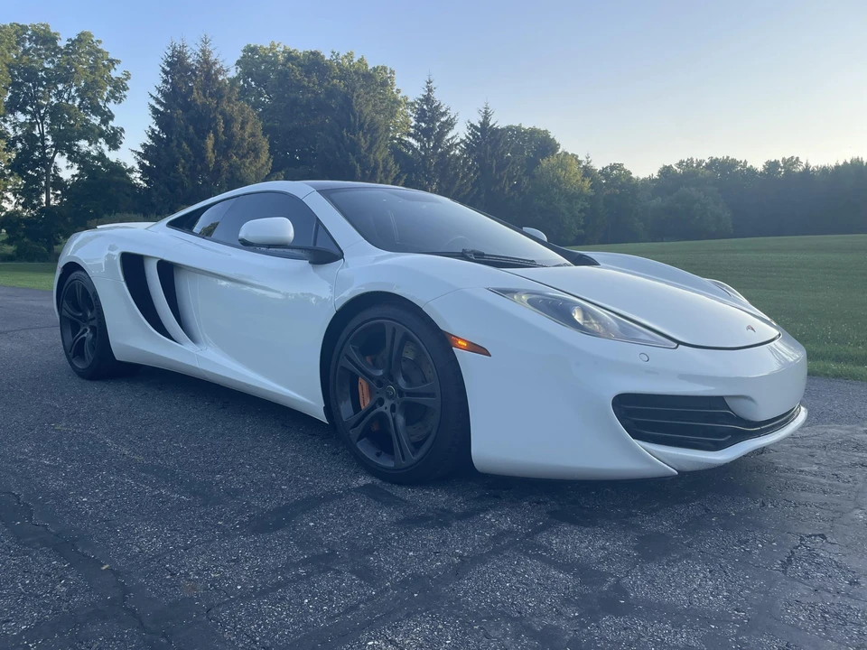 2012 McLaren MP4-12C - Image 6 of 31