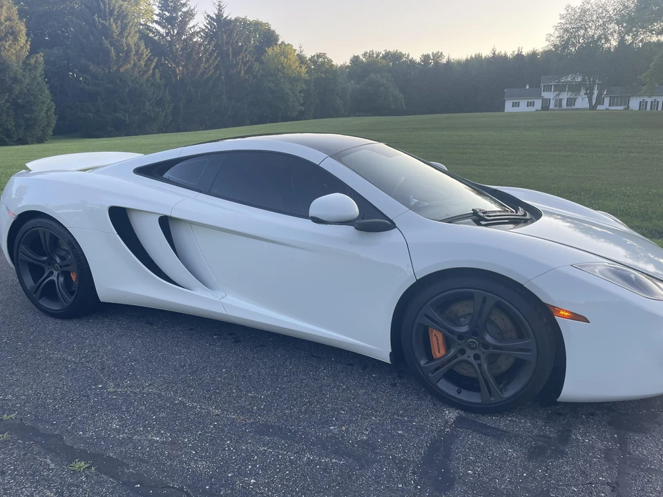 2012 McLaren MP4-12C - Image 7 of 31