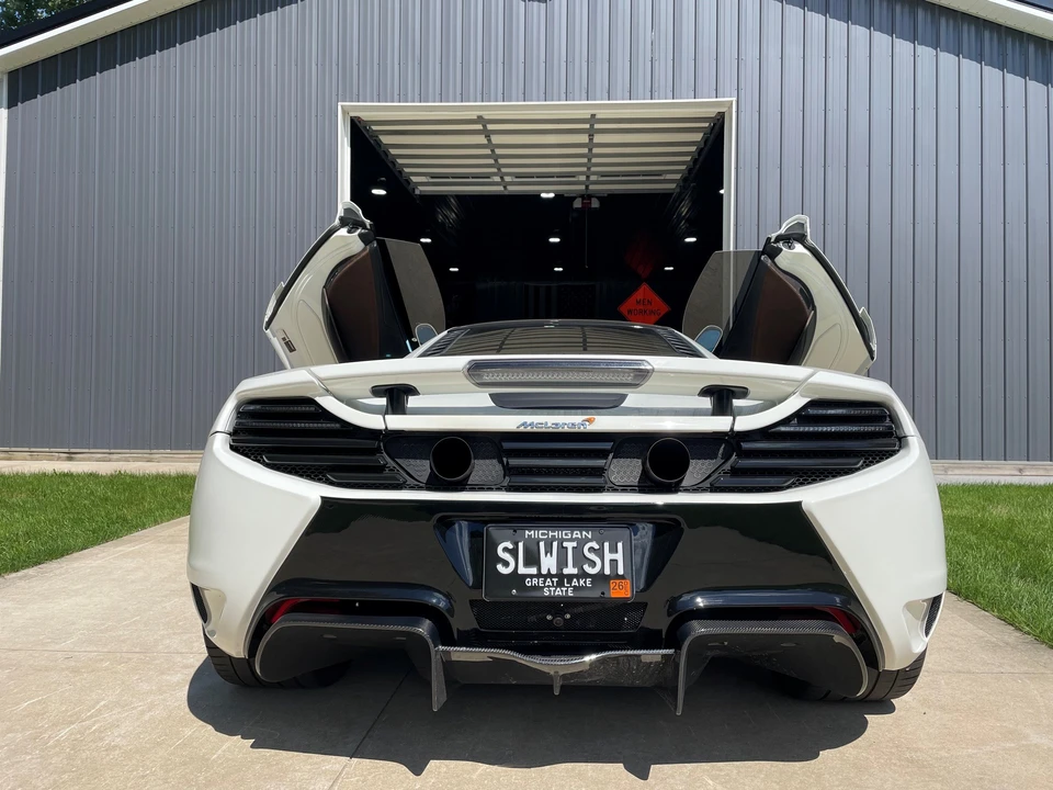 2012 McLaren MP4-12C - Image 19 of 31