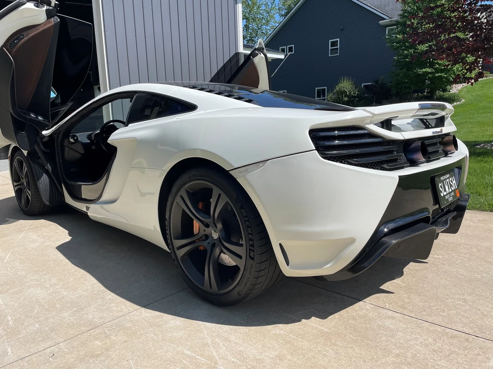2012 McLaren MP4-12C - Image 25 of 31