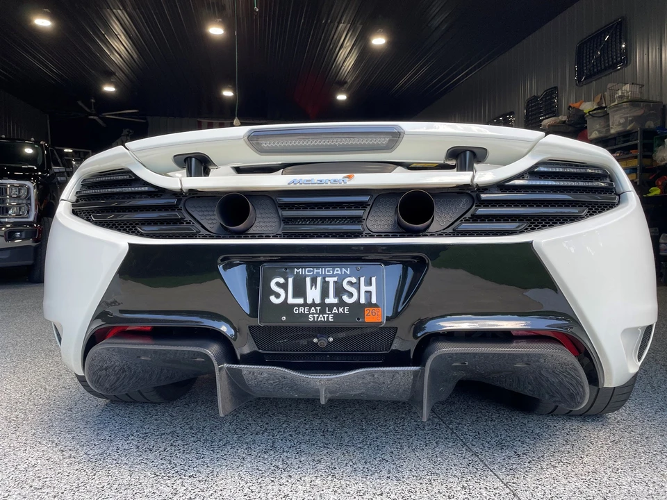 2012 McLaren MP4-12C - Image 16 of 31