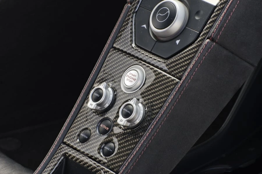 2012 McLaren MP4-12C - Image 6 of 12