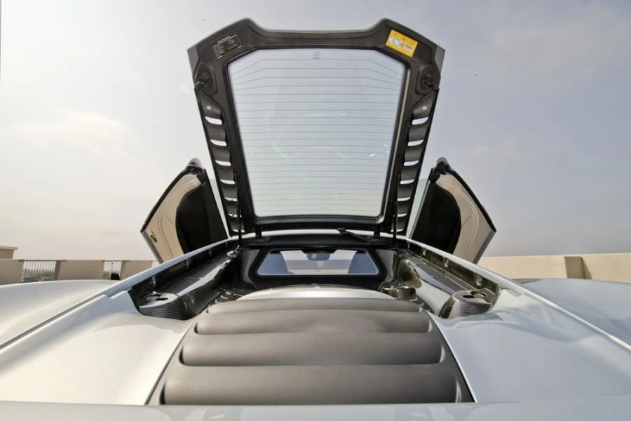 2012 McLaren MP4-12C - Image 8 of 12