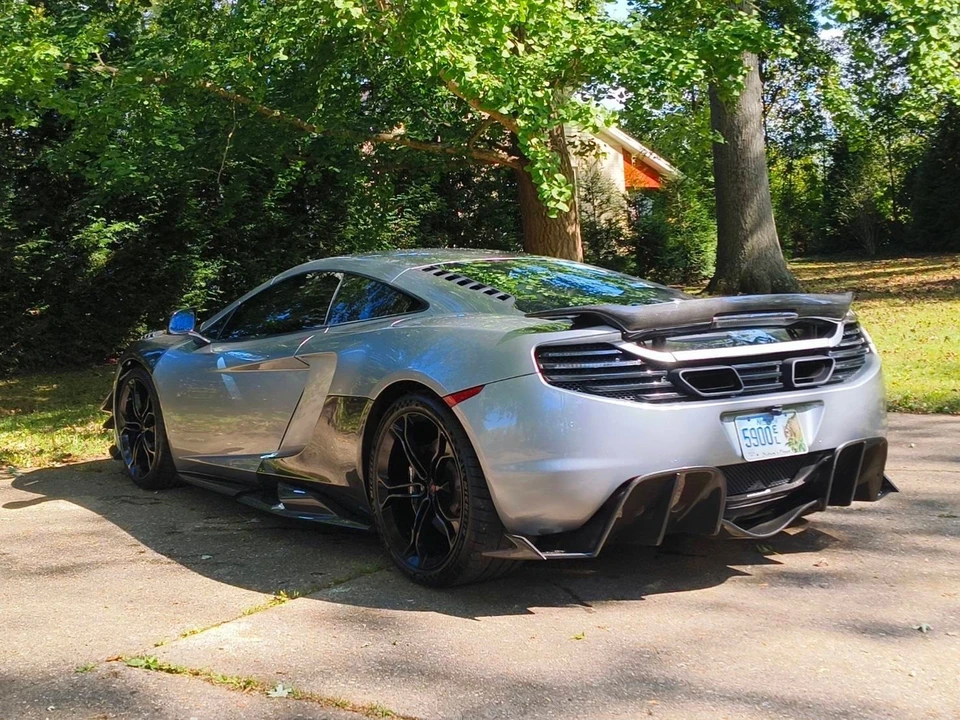 2012 McLaren MP4-12C - Image 9 of 12
