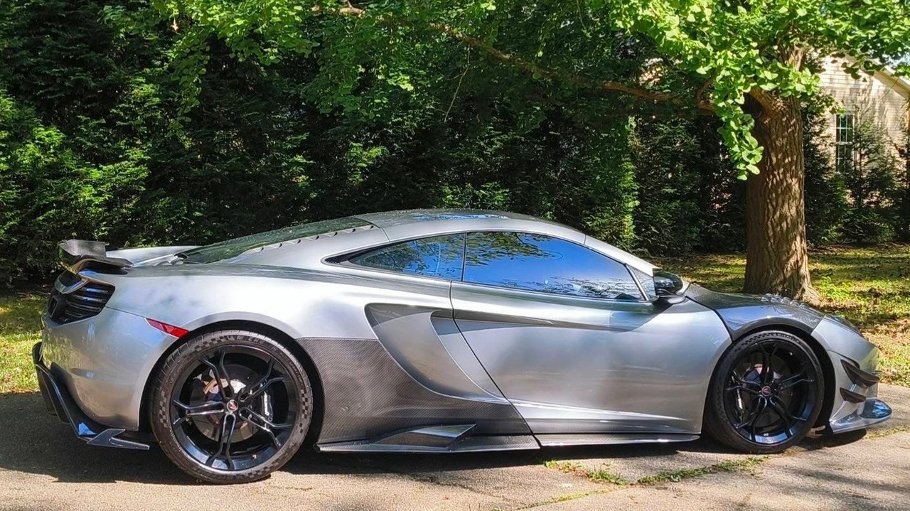 2012 McLaren MP4-12C - Image 6 of 12