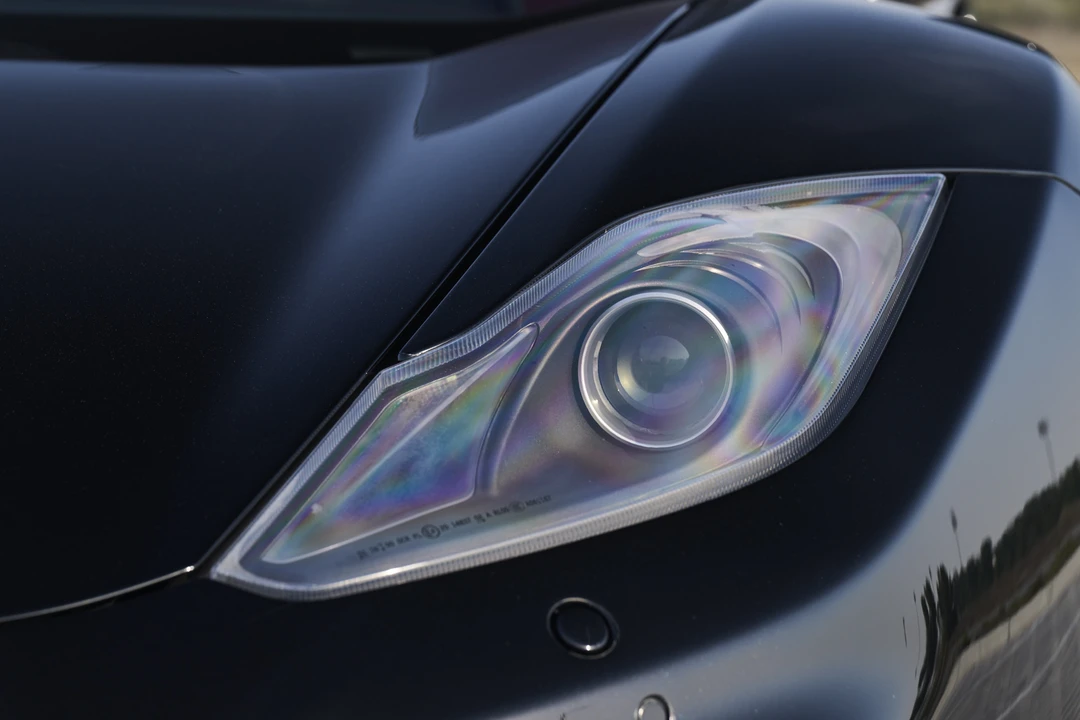 2012 McLaren MP4-12C - Image 28 of 31