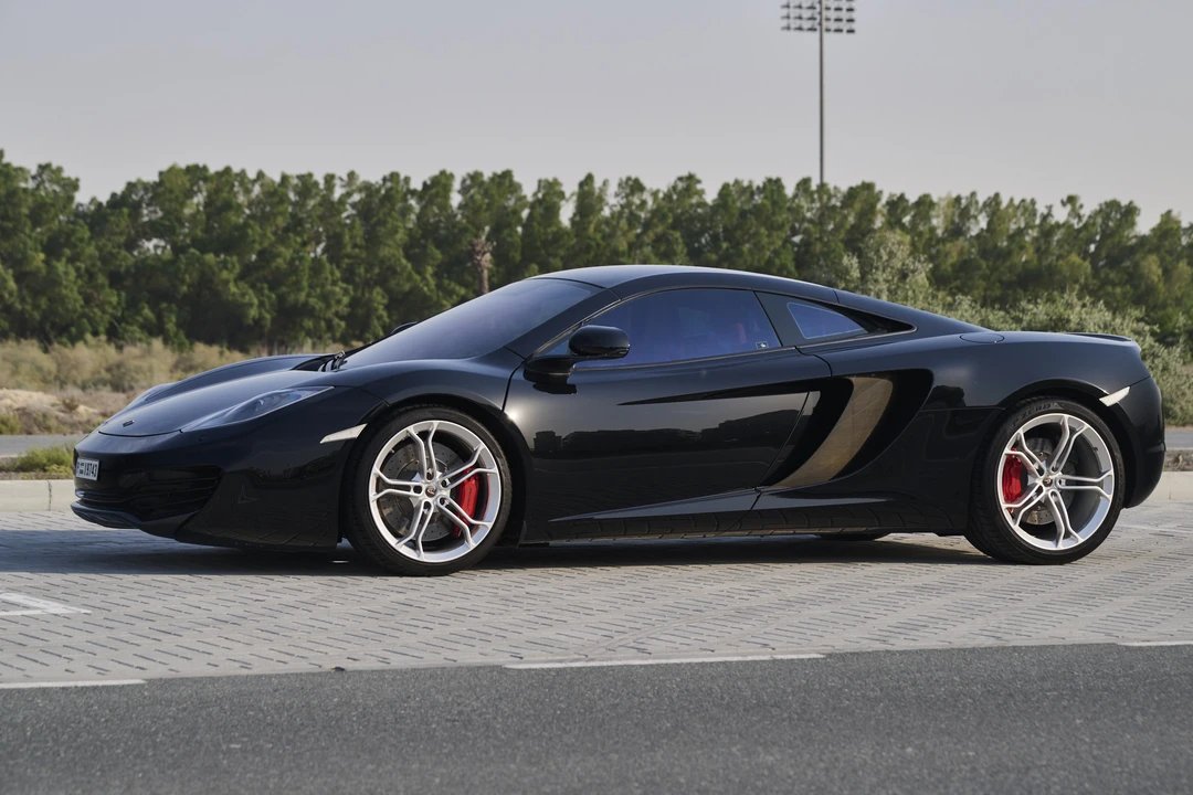 2012 McLaren MP4-12C - Image 20 of 31