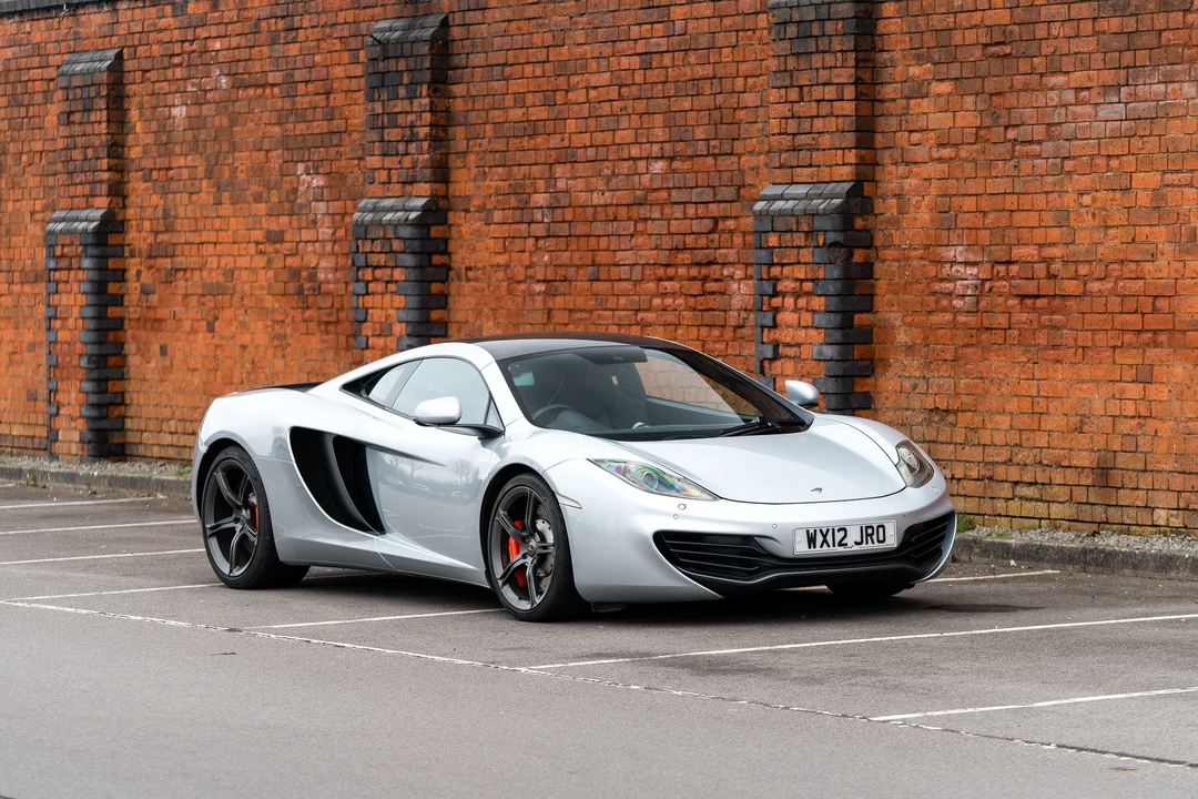 2012 McLaren MP4-12C - Image 10 of 31