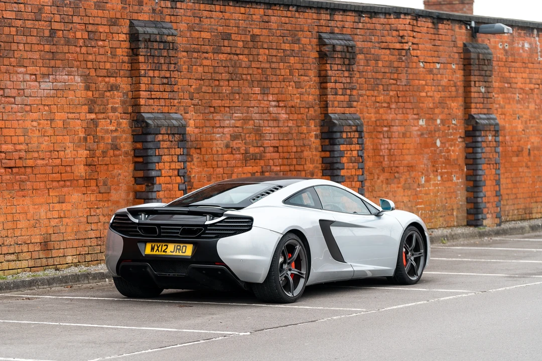 2012 McLaren MP4-12C - Image 8 of 31