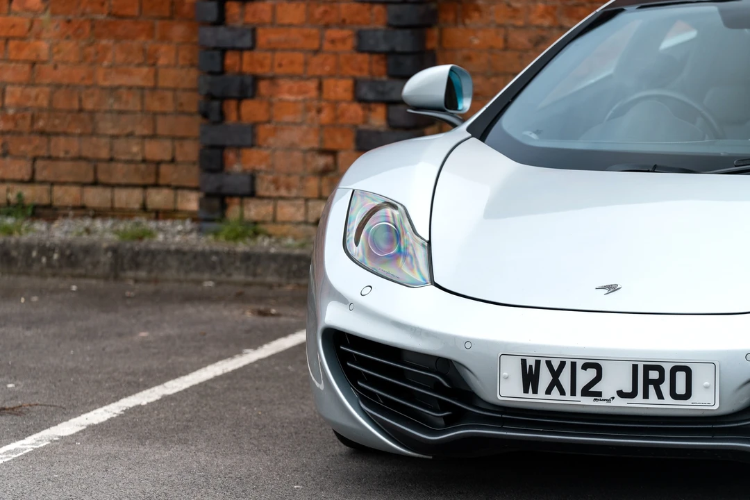 2012 McLaren MP4-12C - Image 16 of 31