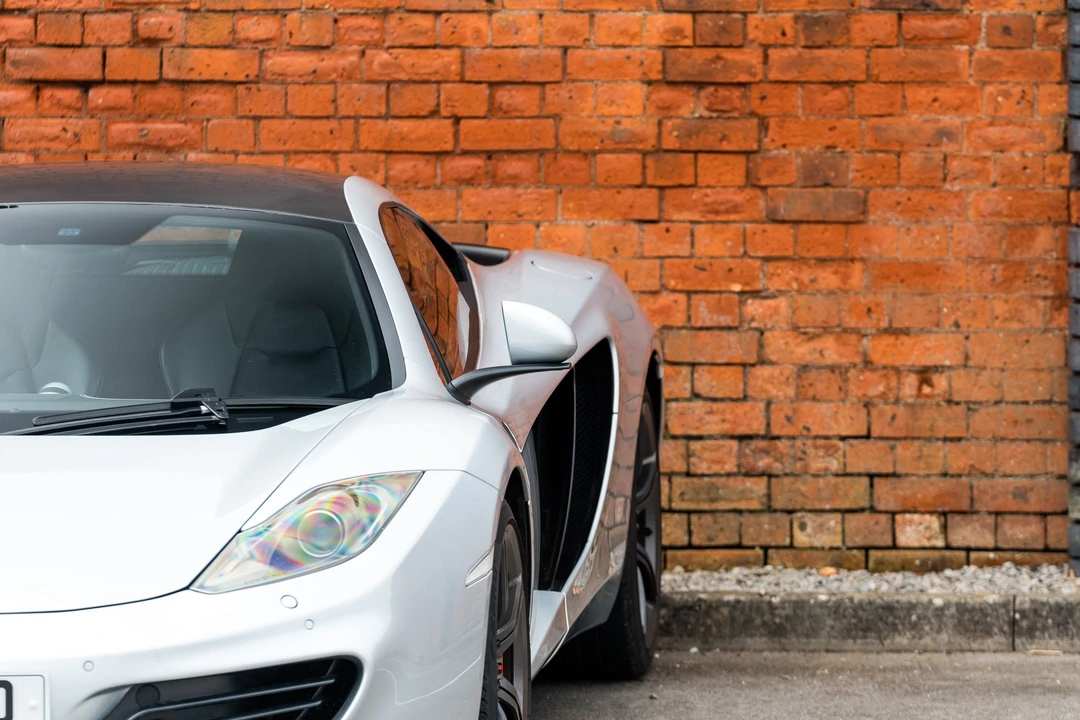 2012 McLaren MP4-12C - Image 28 of 31
