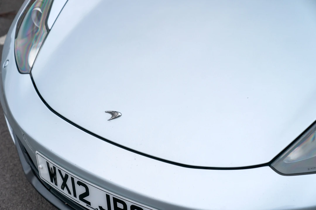 2012 McLaren MP4-12C - Image 30 of 31
