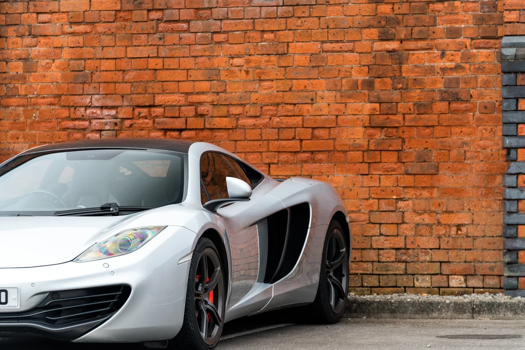 2012 McLaren MP4-12C - Image 31 of 31