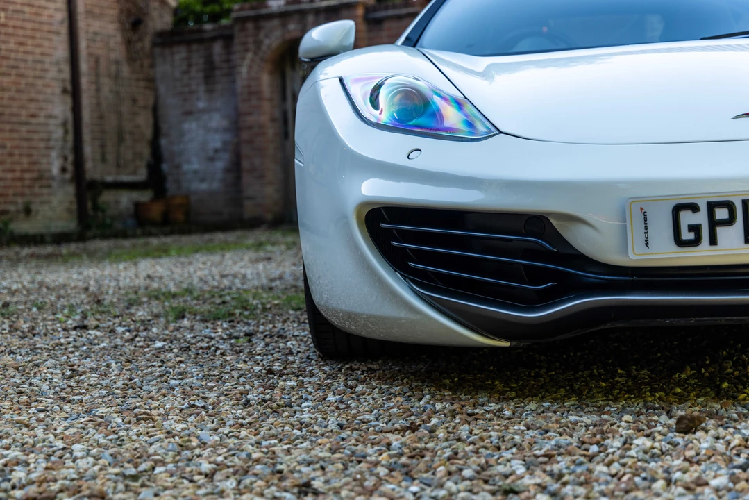 2012 McLaren MP4-12C - Image 27 of 31