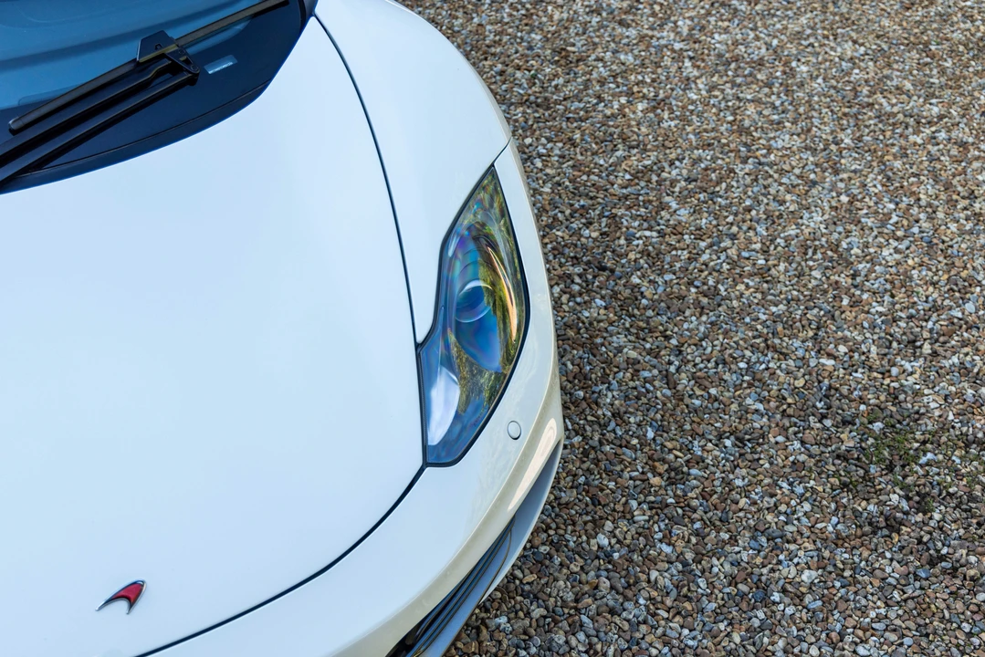 2012 McLaren MP4-12C - Image 31 of 31