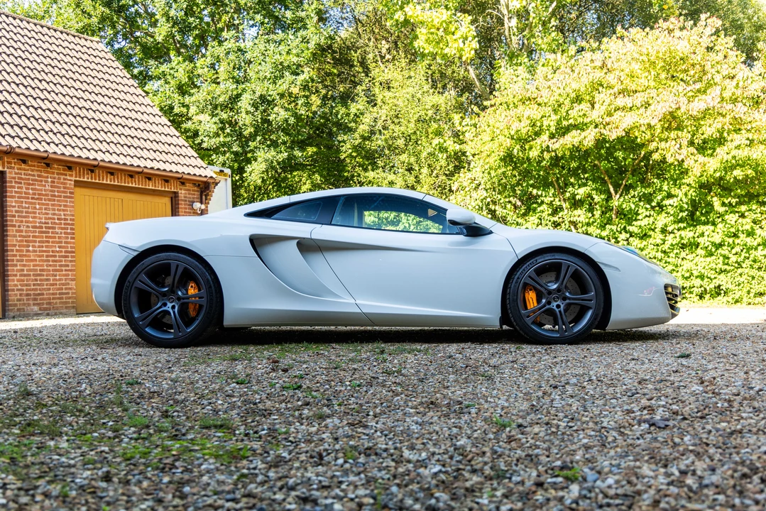 2012 McLaren MP4-12C - Image 4 of 31