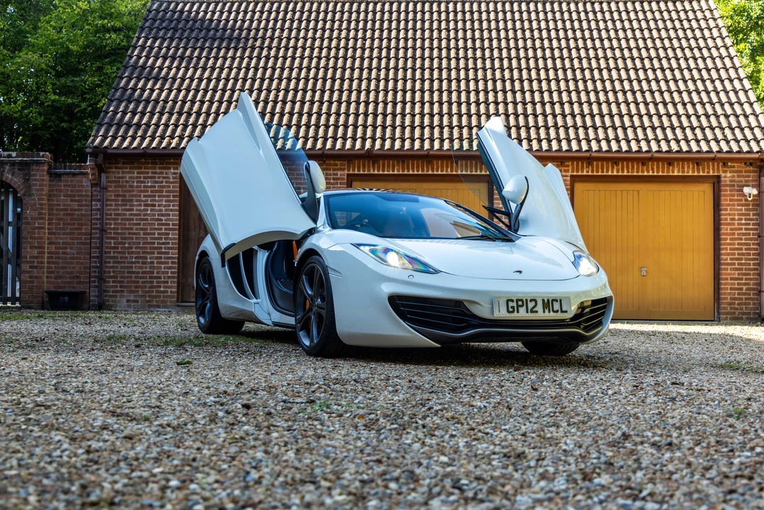 2012 McLaren MP4-12C - Image 23 of 31