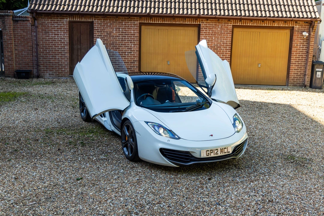 2012 McLaren MP4-12C - Image 24 of 31