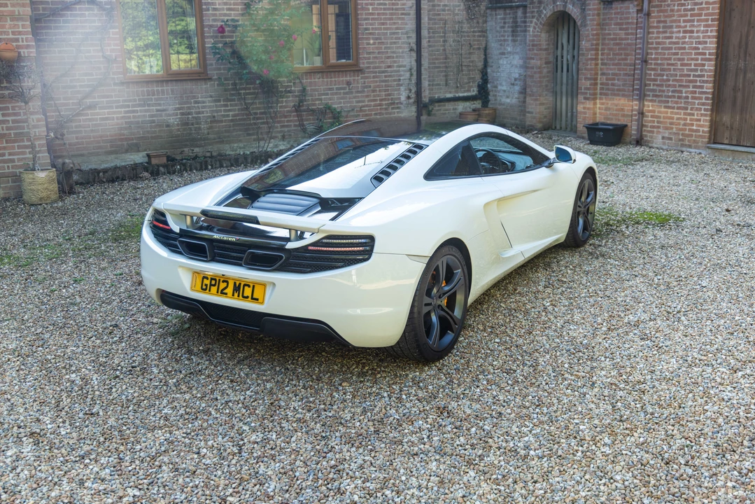 2012 McLaren MP4-12C - Image 13 of 31