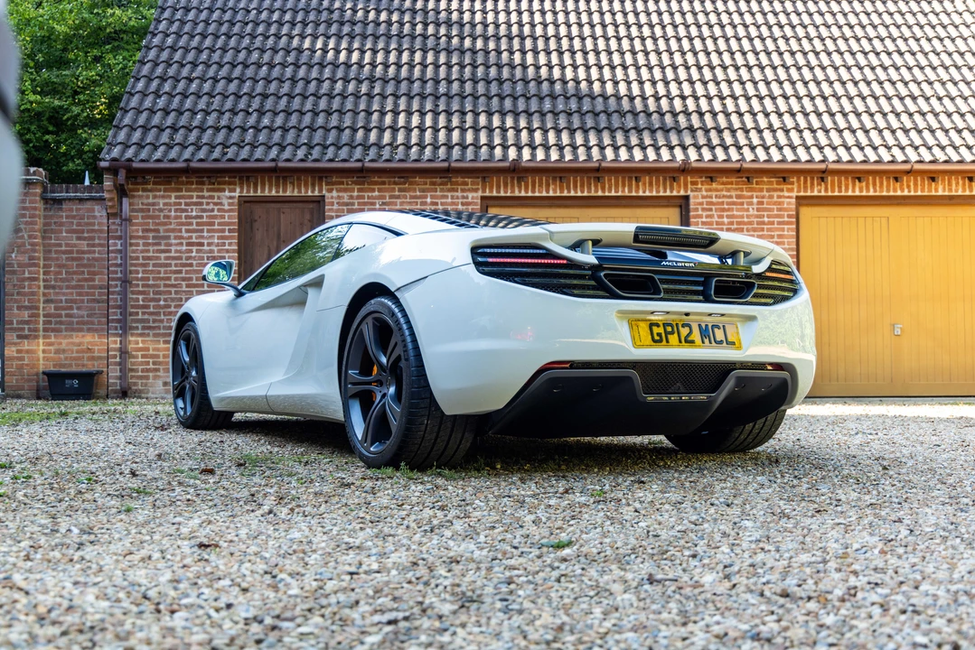 2012 McLaren MP4-12C - Image 7 of 31