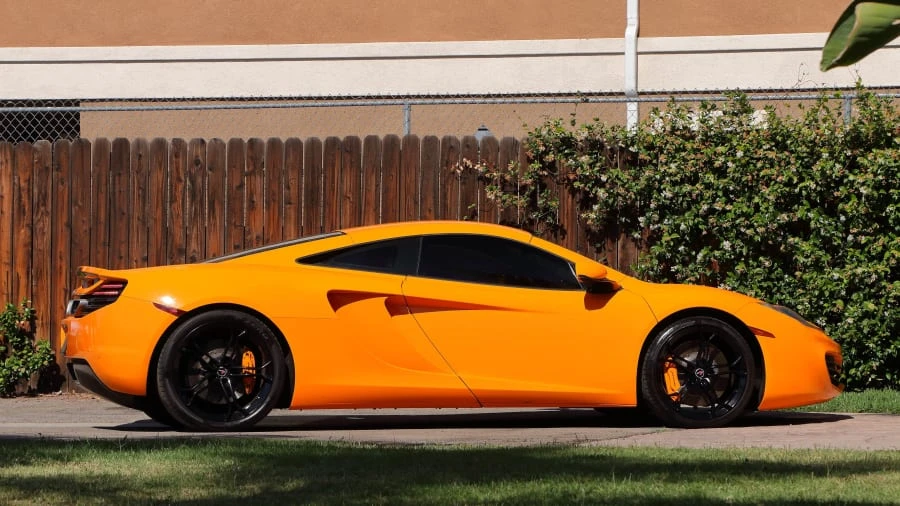 2012 McLaren MP4-12C - Image 8 of 20