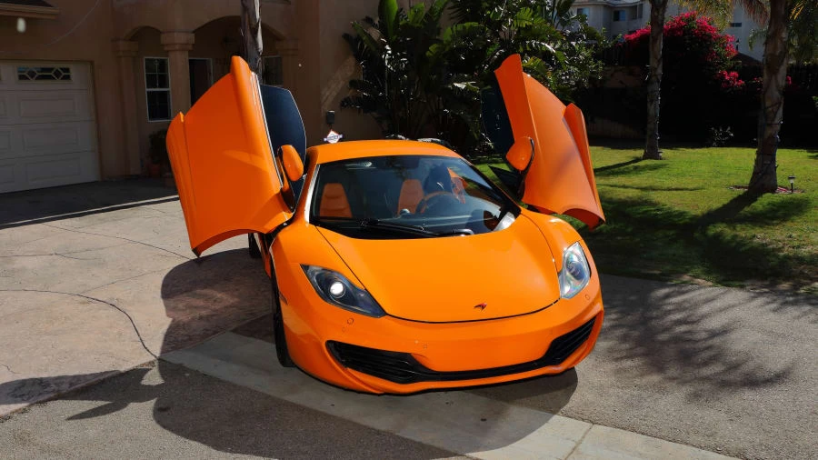 2012 McLaren MP4-12C - Image 10 of 20