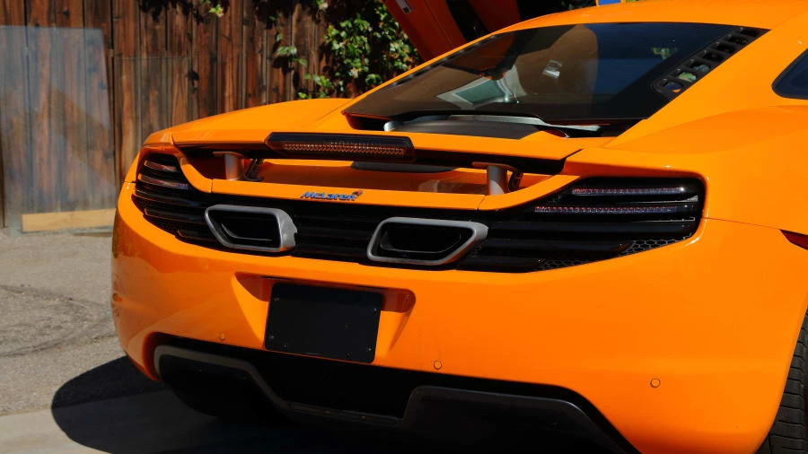 2012 McLaren MP4-12C - Image 17 of 20