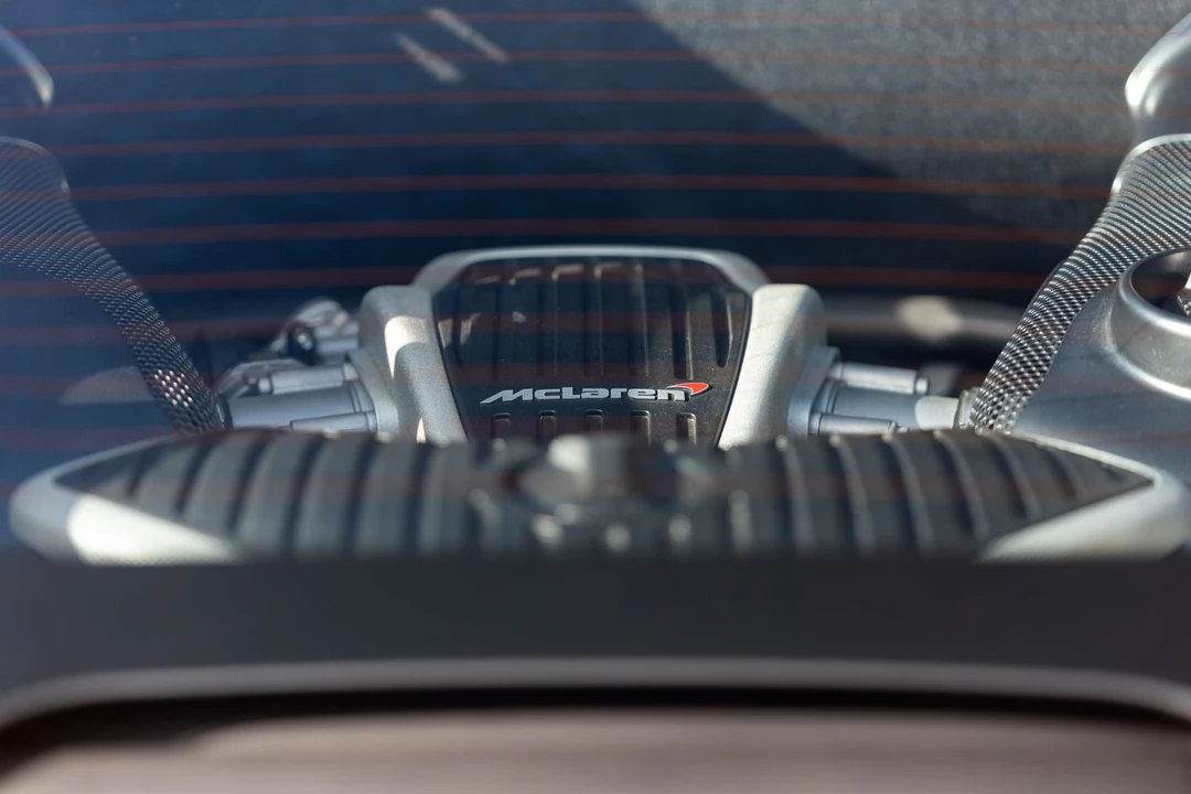 2012 McLaren MP4-12C - Image 14 of 31