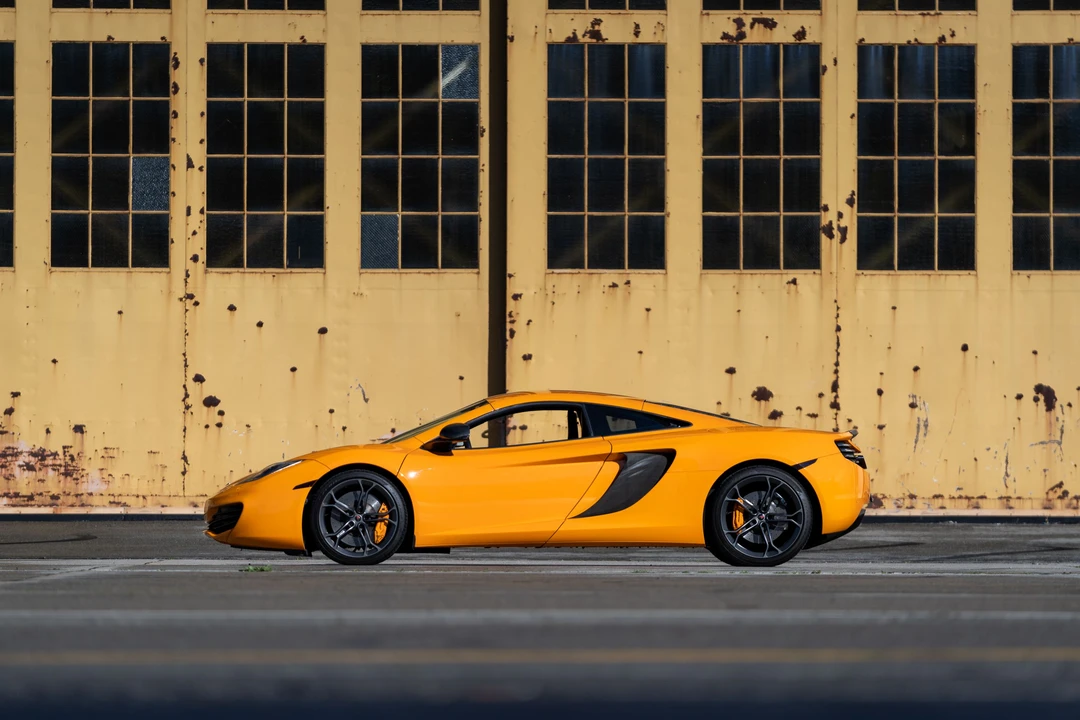 2012 McLaren MP4-12C - Image 3 of 31