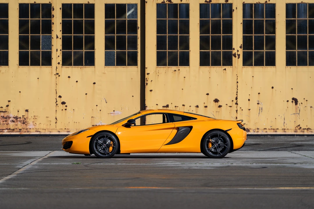 2012 McLaren MP4-12C - Image 2 of 31