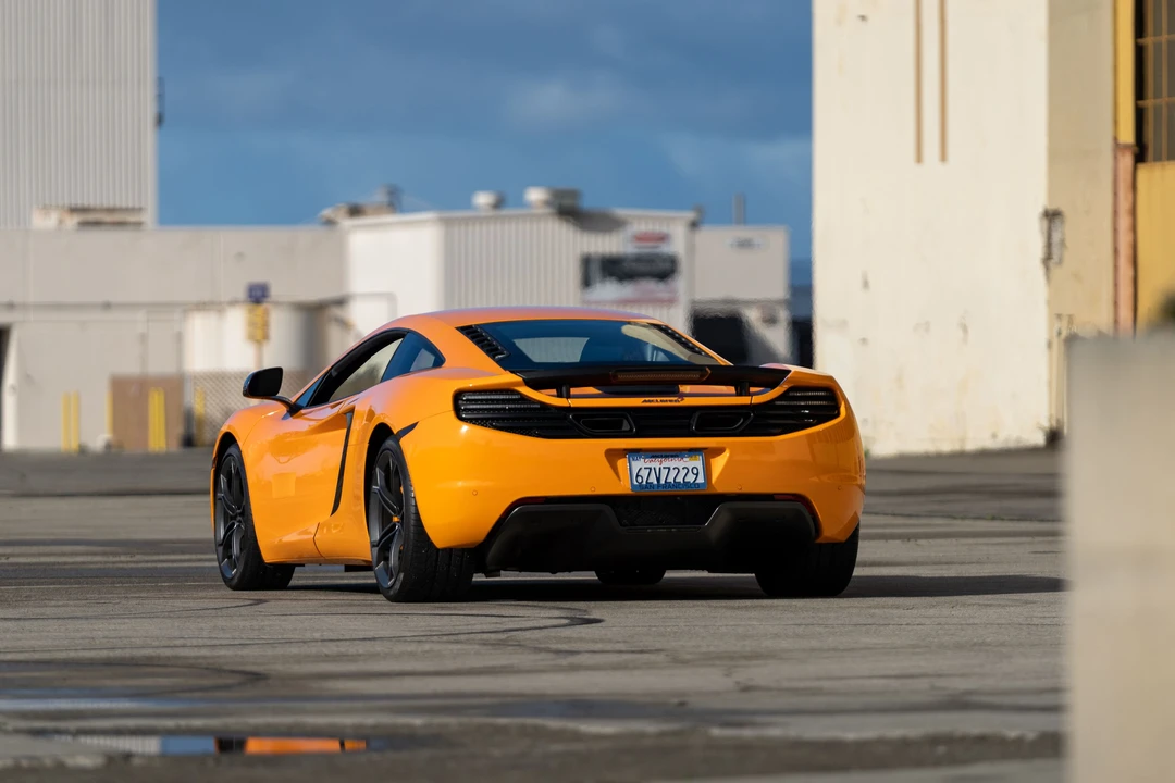 2012 McLaren MP4-12C - Image 18 of 31