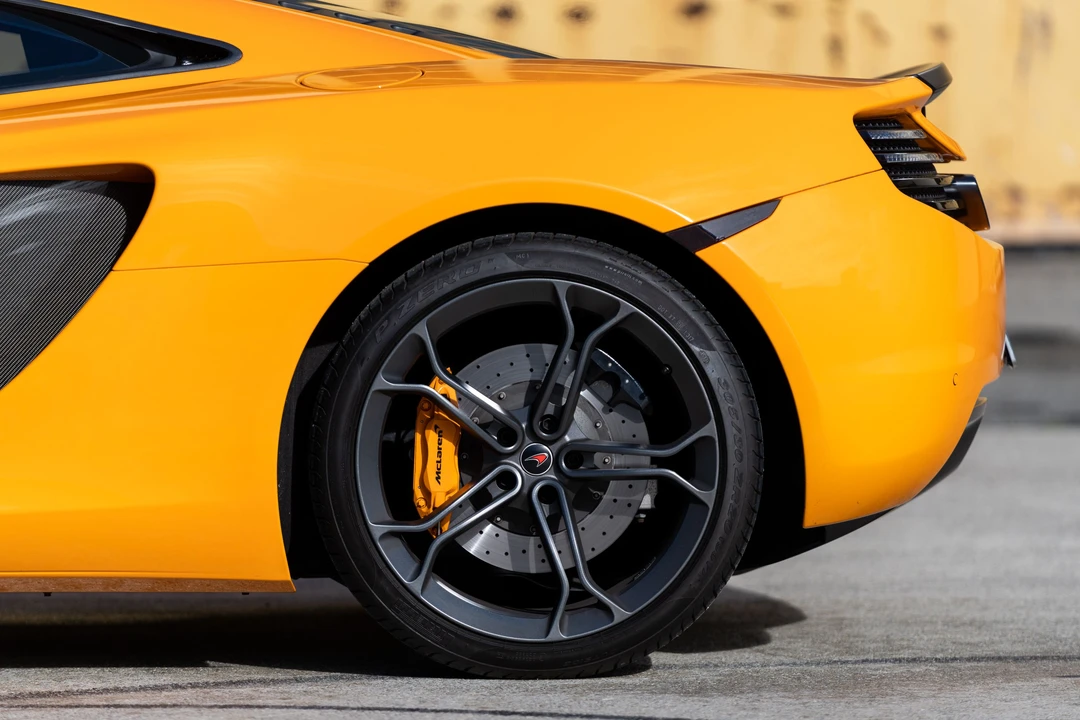 2012 McLaren MP4-12C - Image 24 of 31