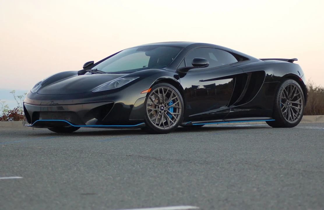 2012 McLaren MP4-12C - Image 19 of 31