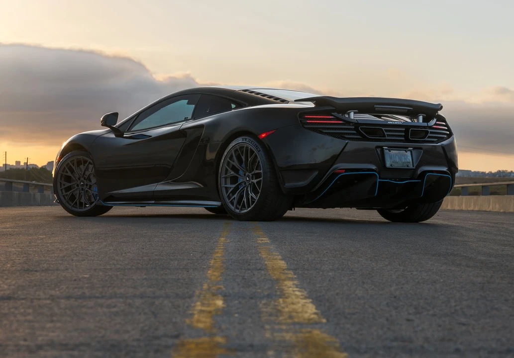 2012 McLaren MP4-12C - Image 4 of 31