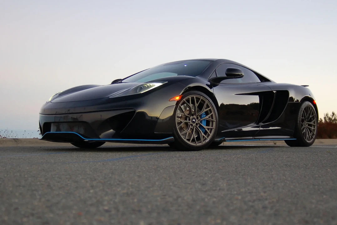 2012 McLaren MP4-12C - Image 11 of 31