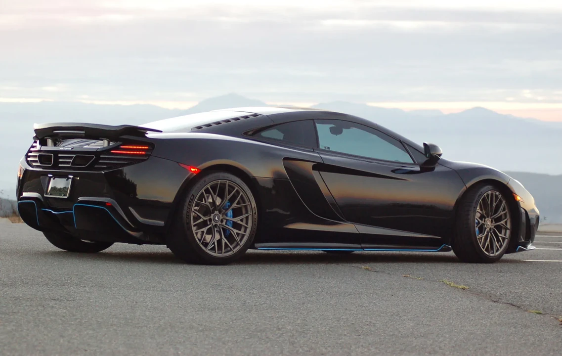 2012 McLaren MP4-12C - Image 28 of 31
